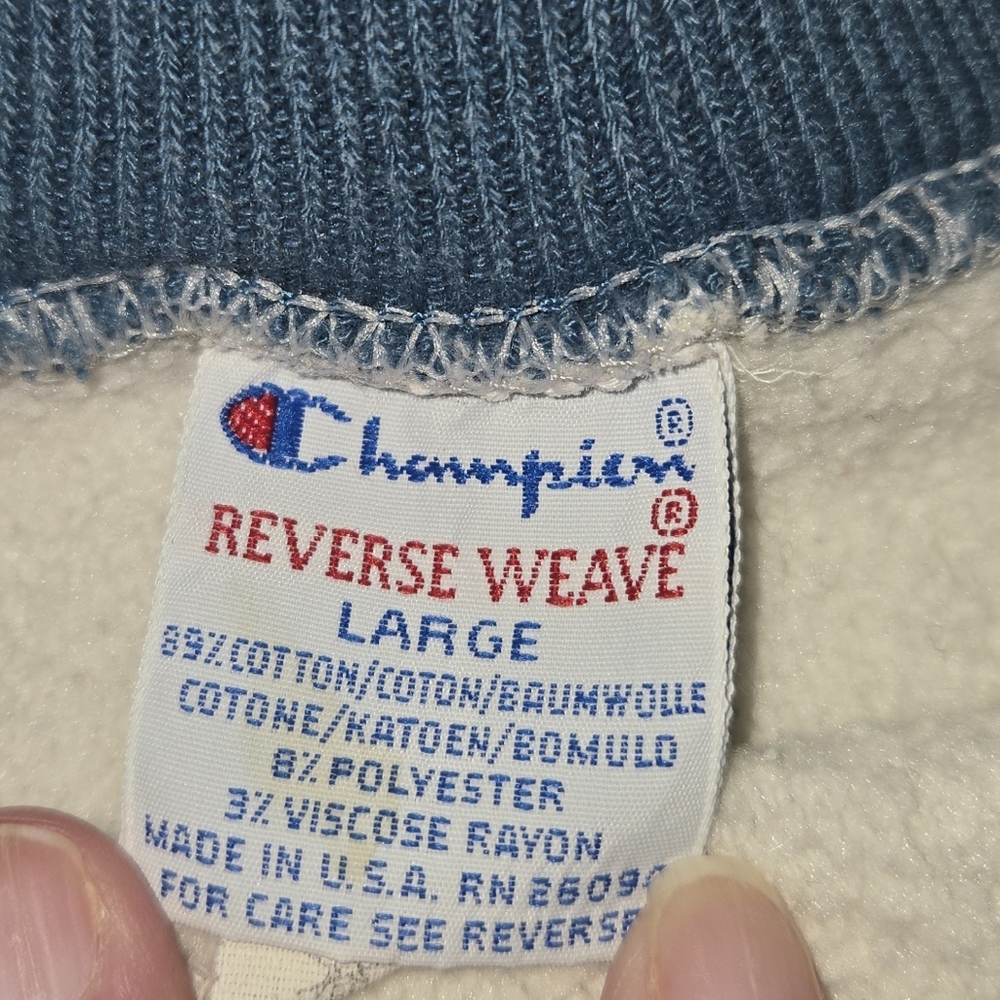 GUC- Champion Light Gray Crewneck Sweater with Teal Accents - Picture 2 of 7